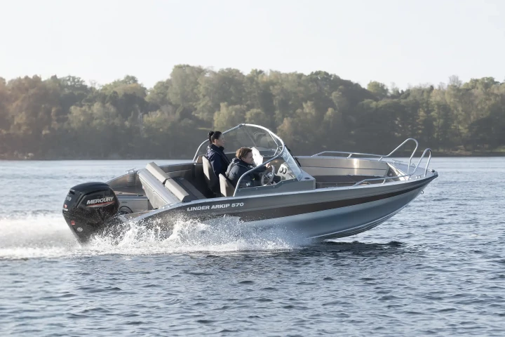 Arkip 570 + Mercury 100 hk